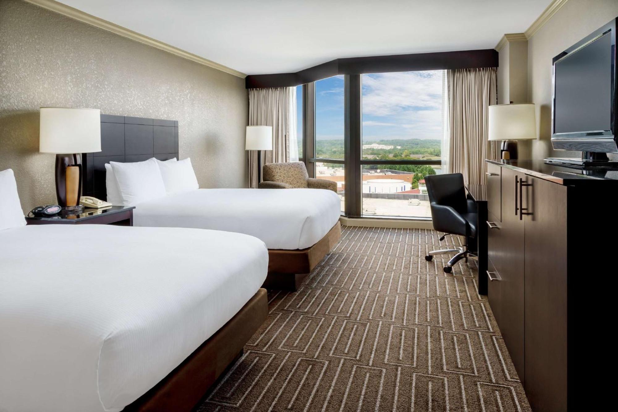 Hilton Charlotte University Place Buitenkant foto